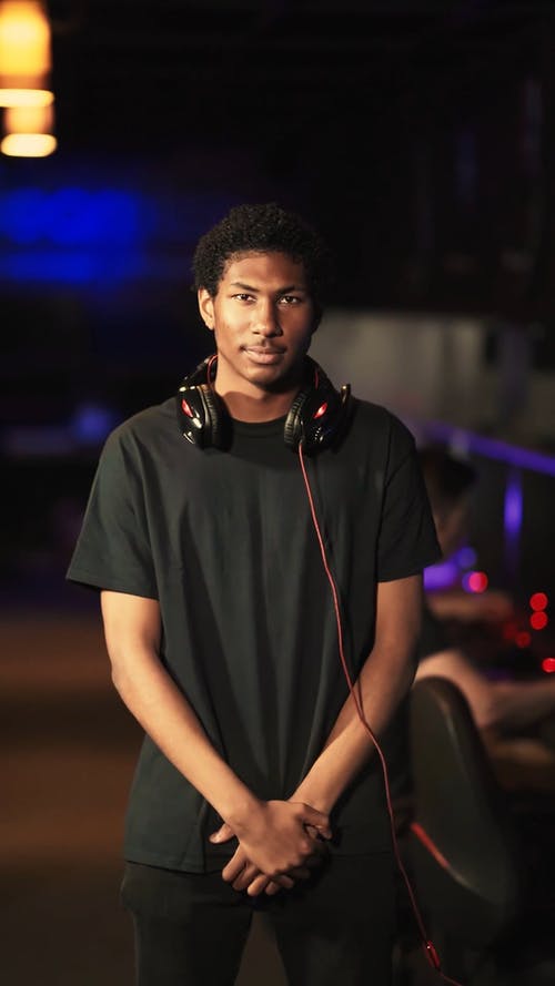 有关商场, 垂直视频, 娱乐的免费素材视频