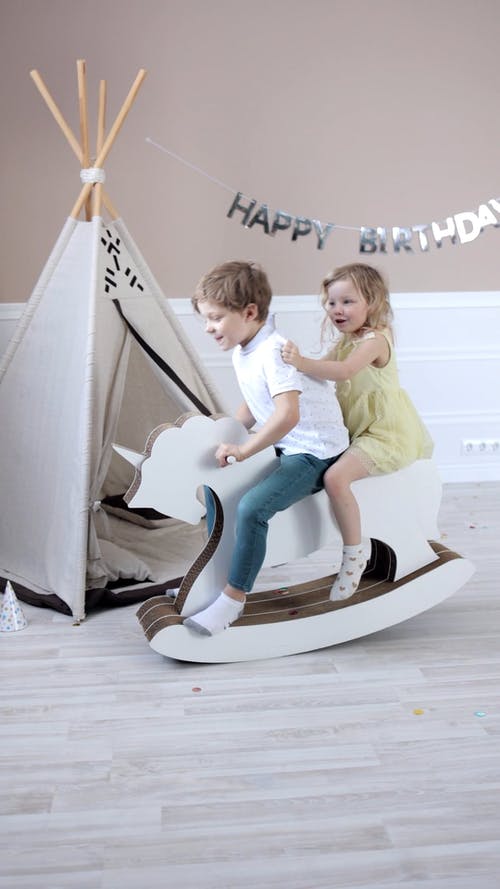 有关享受, 垂直视频, 女孩的免费素材视频