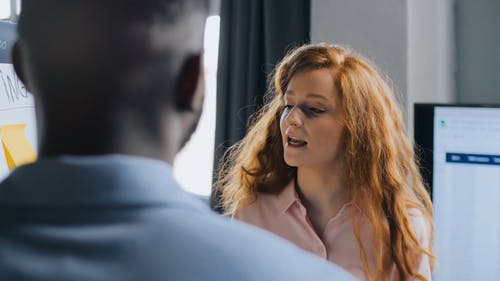 有关人, 便利贴, 吵架的免费素材视频