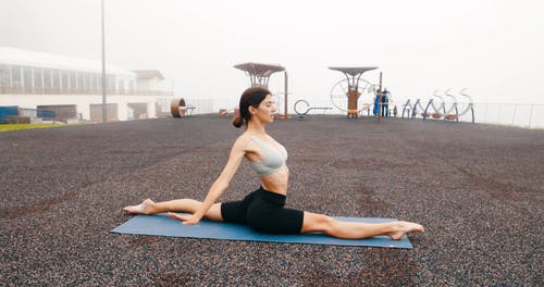 有关伸展, 健康的生活型态, 健身的免费素材视频