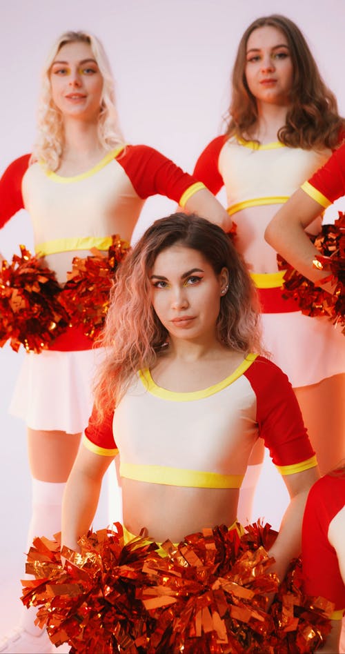 有关制服, 垂直视频, 女性的免费素材视频