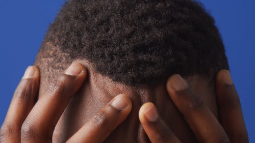 有关前额, 手, 手指的免费素材视频