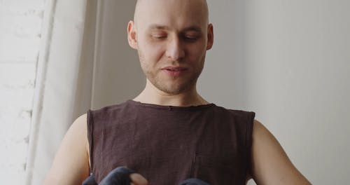 有关人, 室内, 实践的免费素材视频