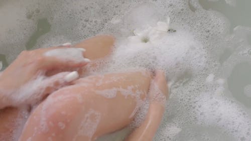 有关年轻女子, 摆姿势, 放松的免费素材视频