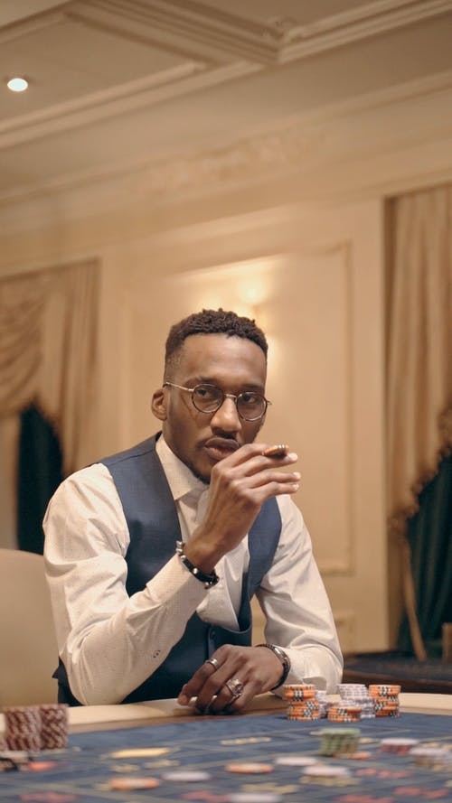 有关人, 光, 胜利的免费素材视频