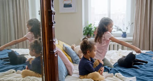 有关儿童玩具, 光, 儿童的免费素材视频