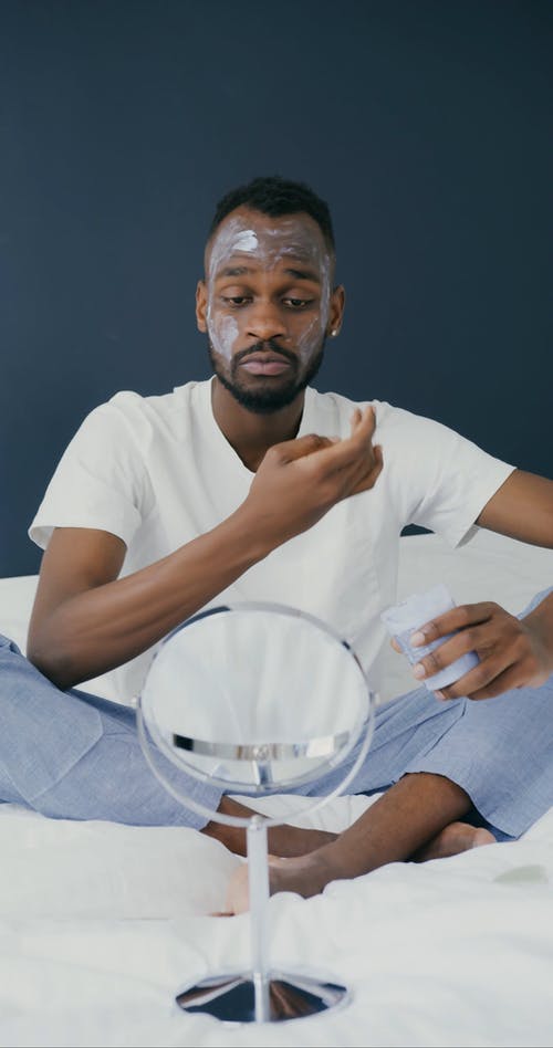 有关人, 化妆品, 垂直视频的免费素材视频