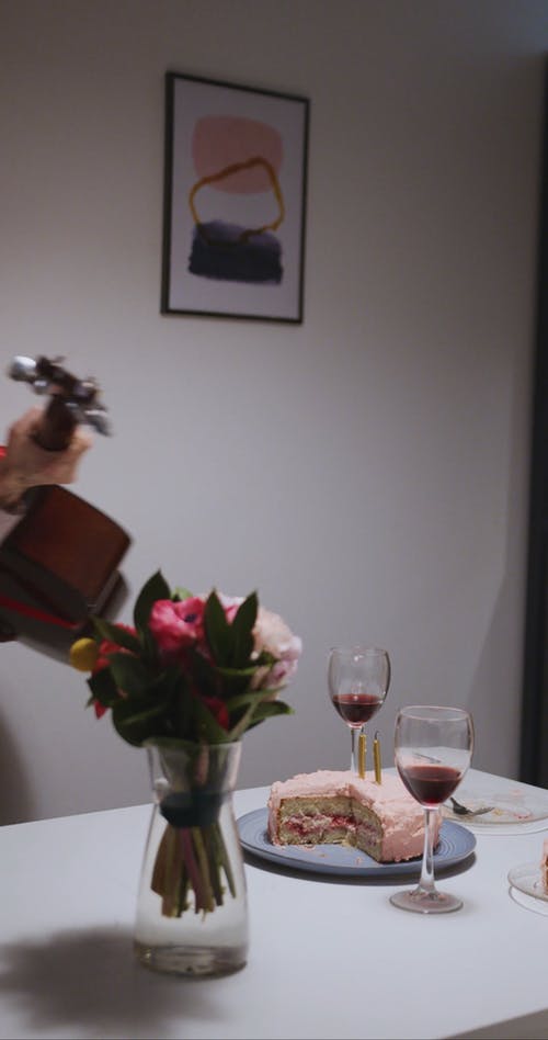 有关一对, 原声吉他, 垂直视频的免费素材视频