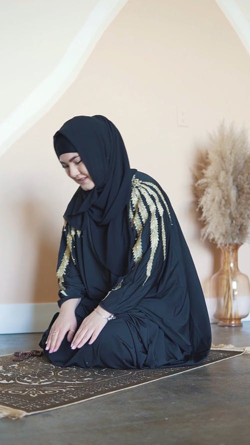 有关jilbab, 伊斯兰教, 垂直视频的免费素材视频