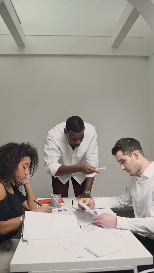 有关不悦, 同事, 商业的免费素材视频