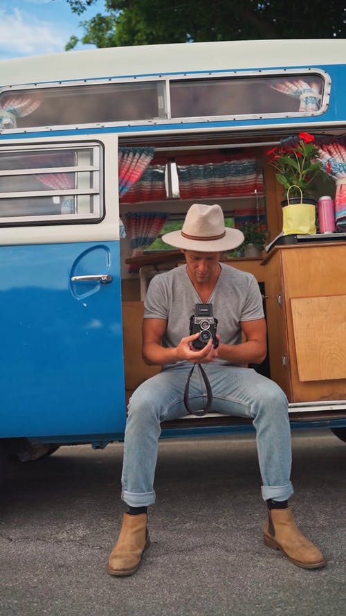 有关人, 公路旅行, 坐的免费素材视频