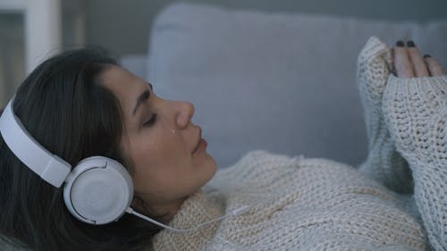 有关不快乐, 倾听, 哭的免费素材视频