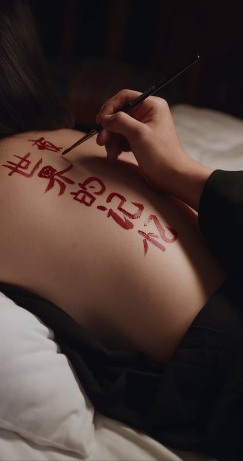 有关人体彩绘, 创造力, 后背的免费素材视频