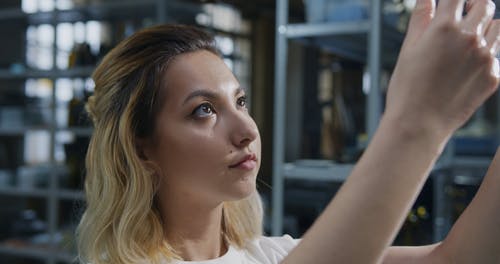 有关创造力, 围裙, 垂直视频的免费素材视频