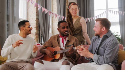 有关享受, 吉他, 唱歌的免费素材视频