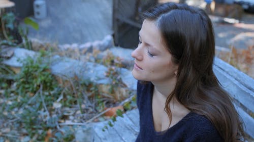 有关中等特写, 伤心, 伤心的免费素材视频