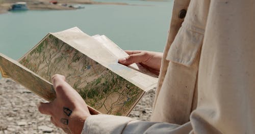 有关人, 冒险, 地图的免费素材视频