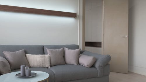 有关Throw Pillows, 人, 客厅背景的免费素材视频
