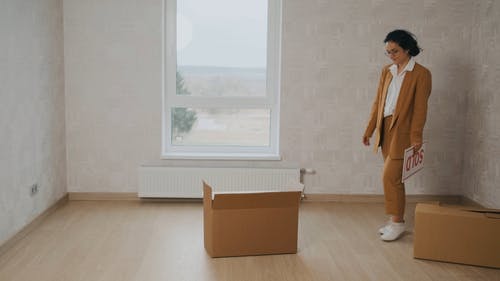 有关不动产, 事业, 女人的免费素材视频