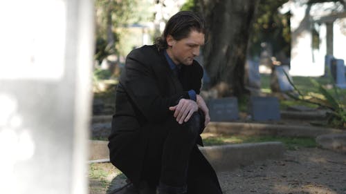 有关rip, 丧亲之痛, 人的免费素材视频