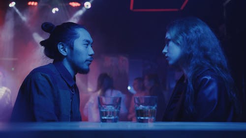 有关一起, 争论, 伏特加的免费素材视频