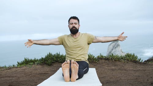 有关人, 伸展, 位置的免费素材视频