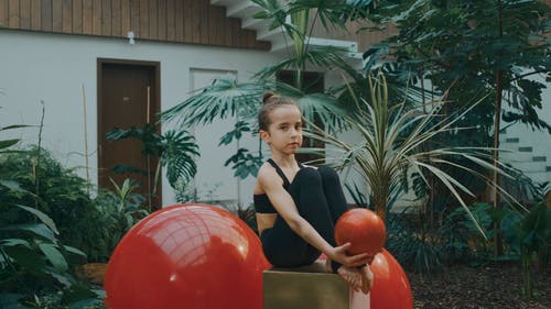 有关发髻, 圆形, 坐的免费素材视频