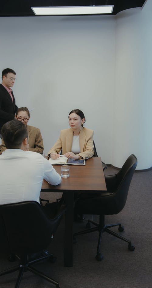 有关人, 企业, 侧面图的免费素材视频