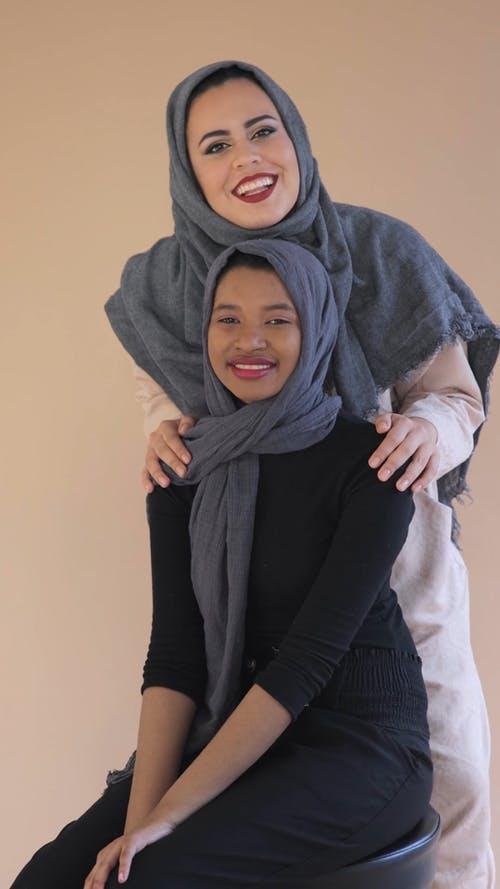 有关垂直视频, 女性, 工作室拍摄的免费素材视频