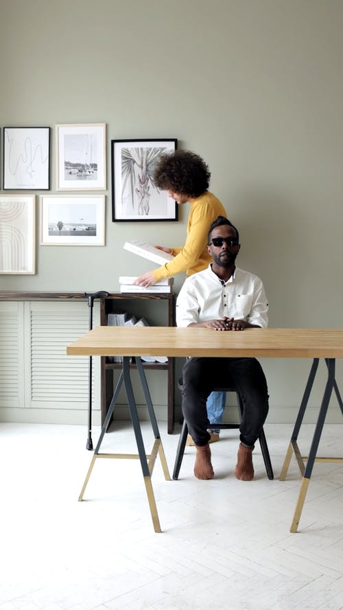 有关主导, 人, 伸出援手的免费素材视频