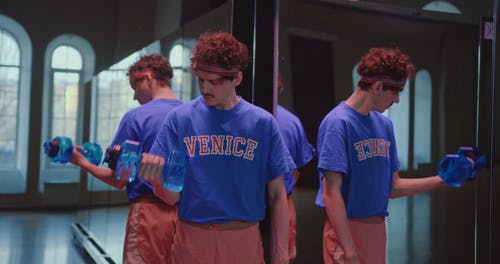 有关健康的生活型态, 反射, 哑铃形的免费素材视频