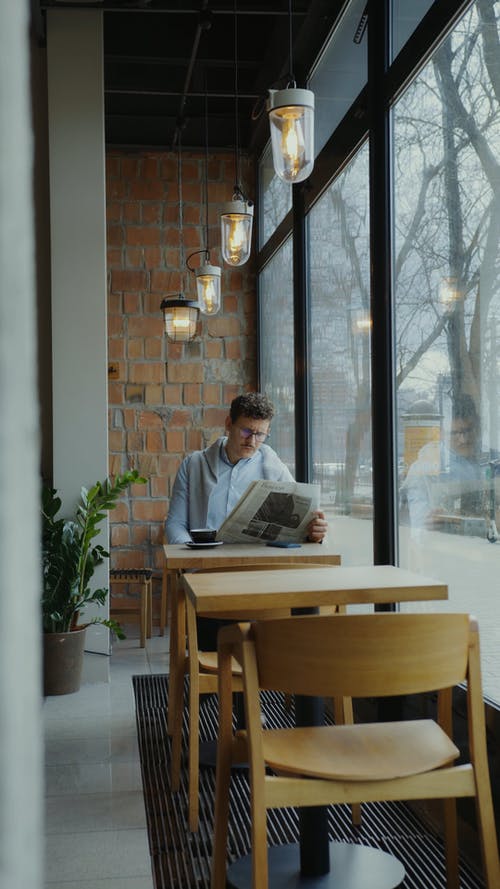 有关人, 咖啡店, 坐的免费素材视频