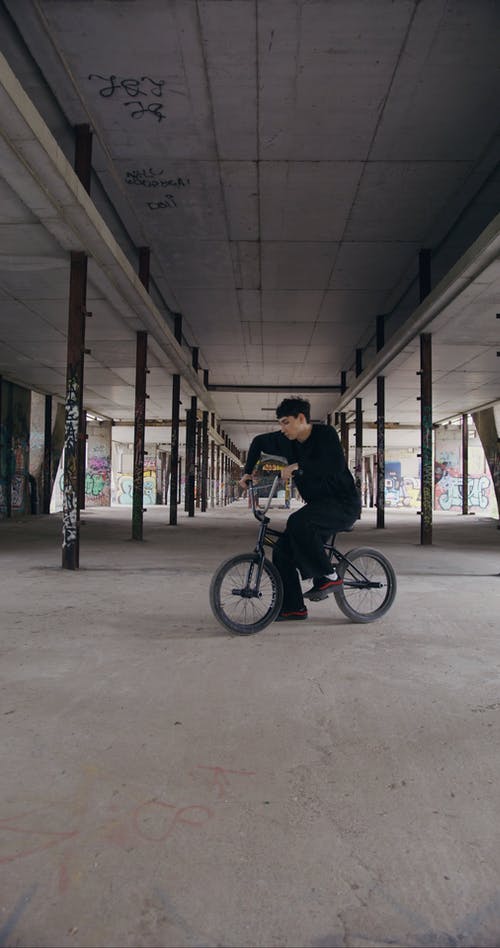 有关＃室内, 垂直视频, 实践的免费素材视频