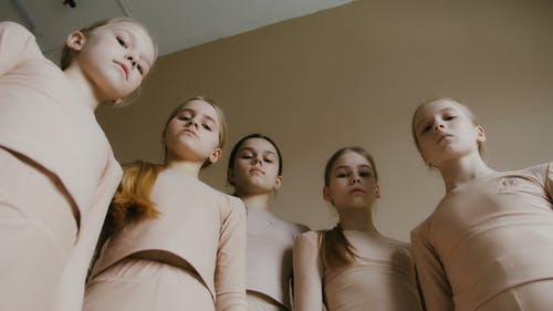 有关低角度, 严肃, 特写的免费素材视频