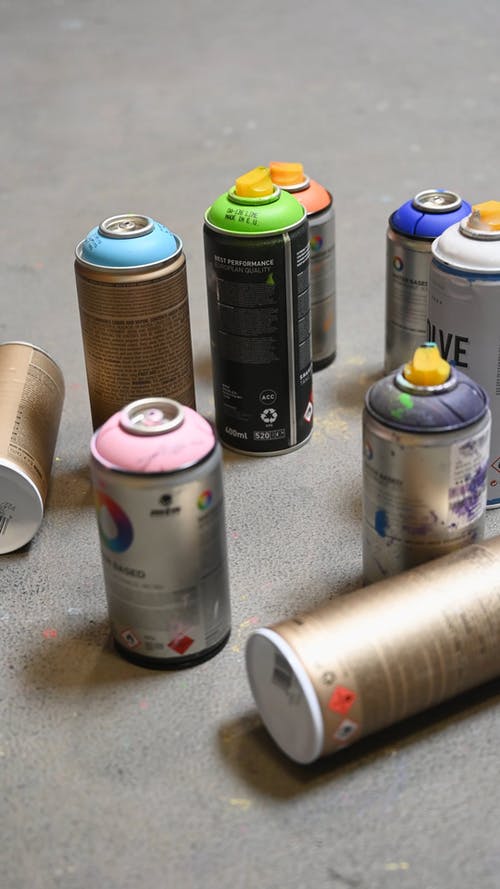 有关喷漆, 地面, 垂直视频的免费素材视频