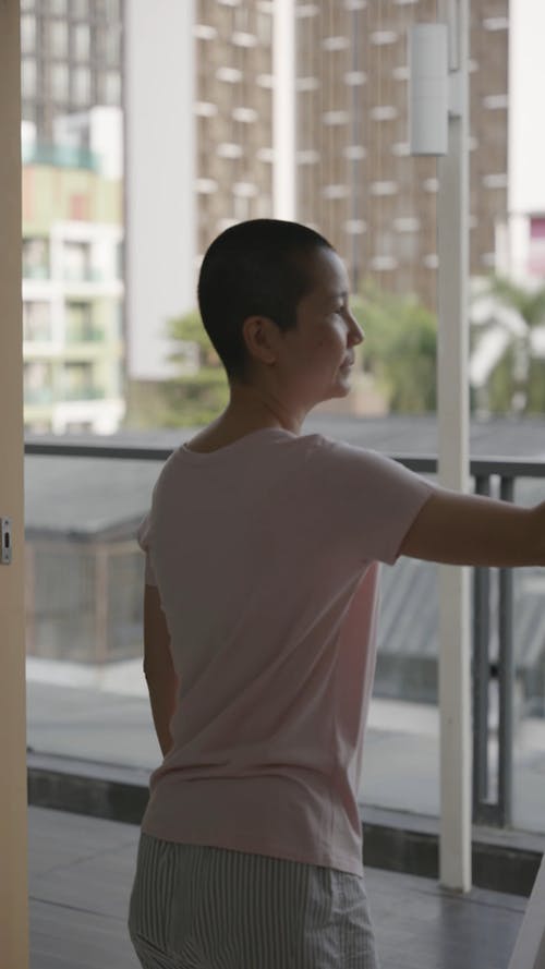 有关垂直视频, 女人, 後视图的免费素材视频