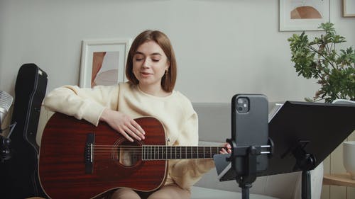 有关3C用品, 仪器, 原声吉他的免费素材视频