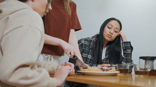 有关一起, 伤心, 伤心的免费素材视频