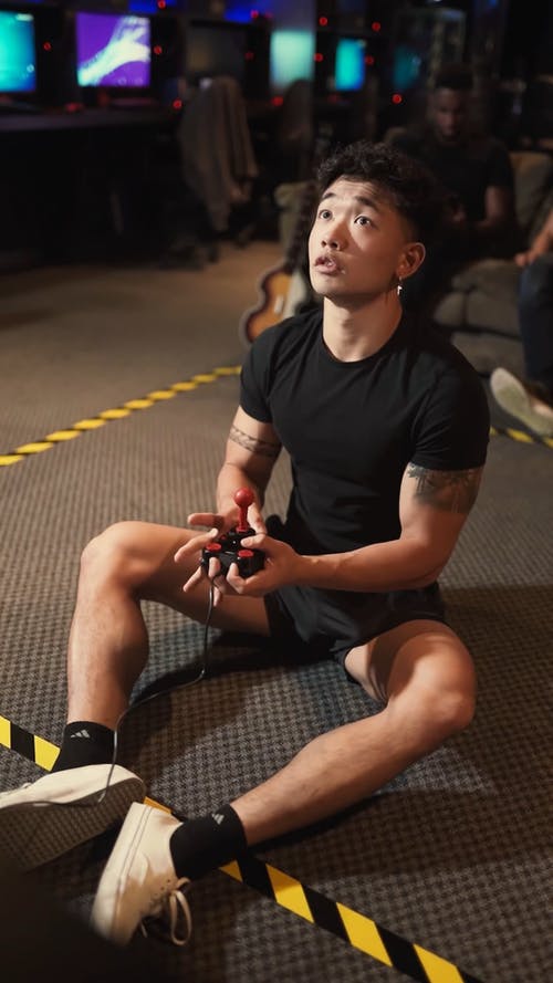 有关享受, 商场, 垂直视频的免费素材视频