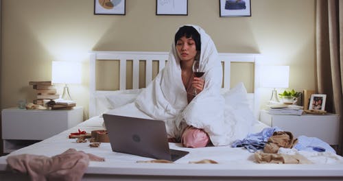 有关＃室内, 一杯酒, 伤心的免费素材视频