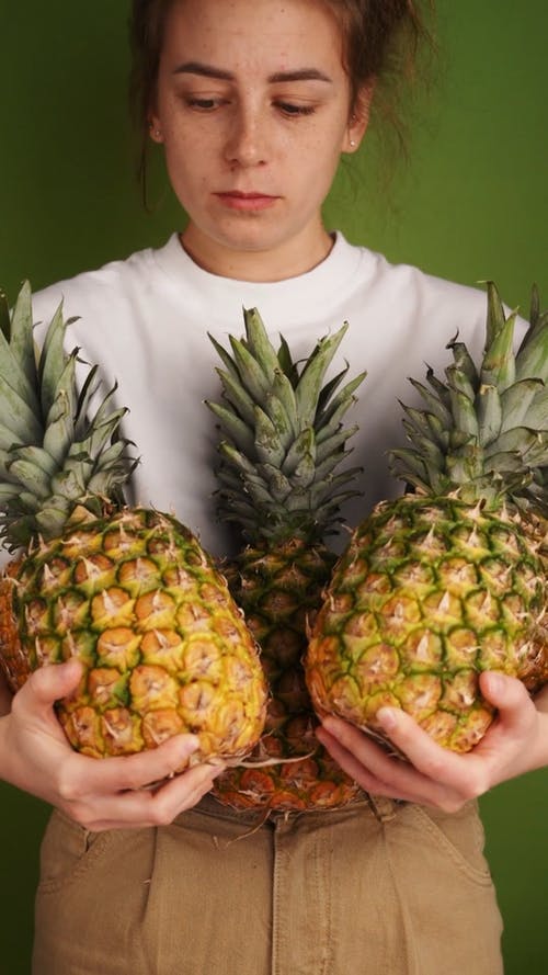 有关人, 垂直视频, 女人的免费素材视频