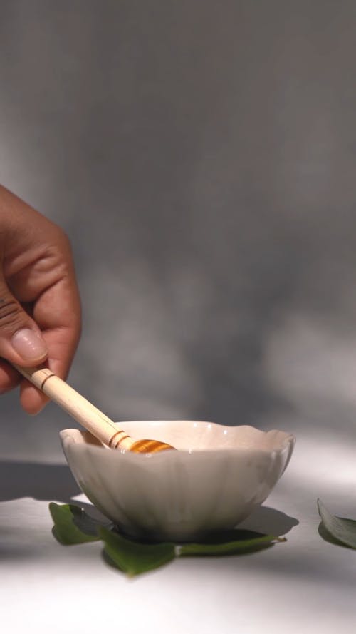 有关垂直视频, 护肤品, 汤匙的免费素材视频