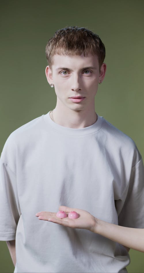 有关乳头, 人, 可以吃的的免费素材视频