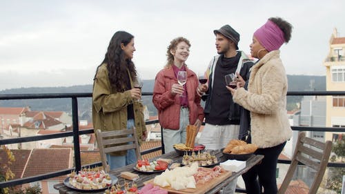 有关人, 喜悦, 喝的免费素材视频