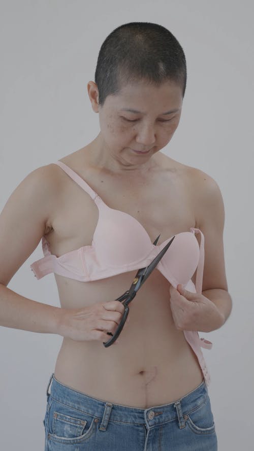 有关乳腺癌, 切割, 垂直视频的免费素材视频