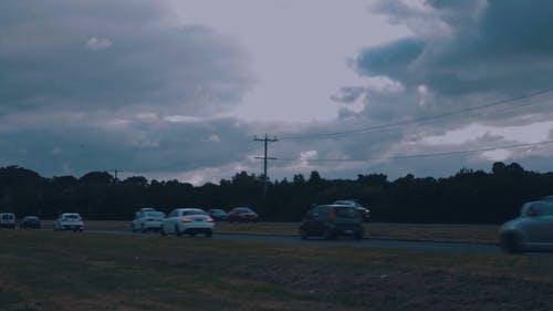 有关交通, 傍晚的路, 公路旅行的免费素材视频