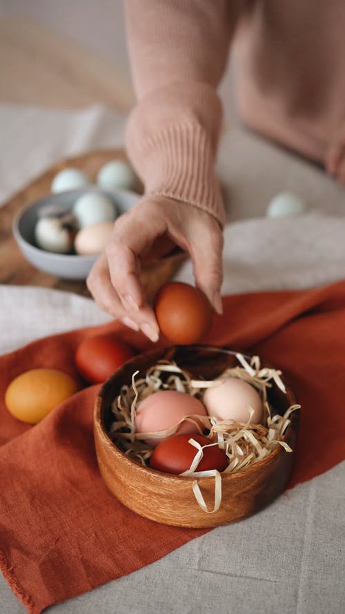 有关垂直视频, 把, 木制碗的免费素材视频