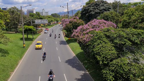 有关哥伦比亚, 城市道路, 城市驾驶的免费素材视频