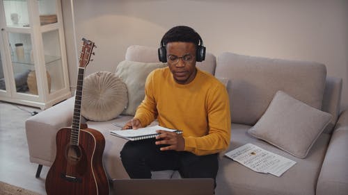 有关3C用品, 人, 仪器的免费素材视频