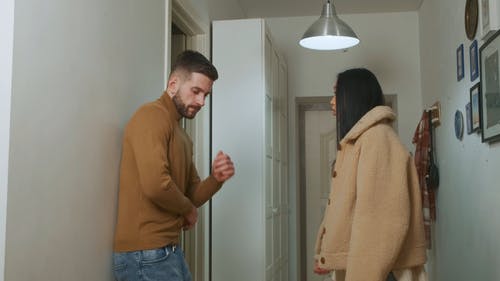 有关一对, 伤心, 伤心的免费素材视频